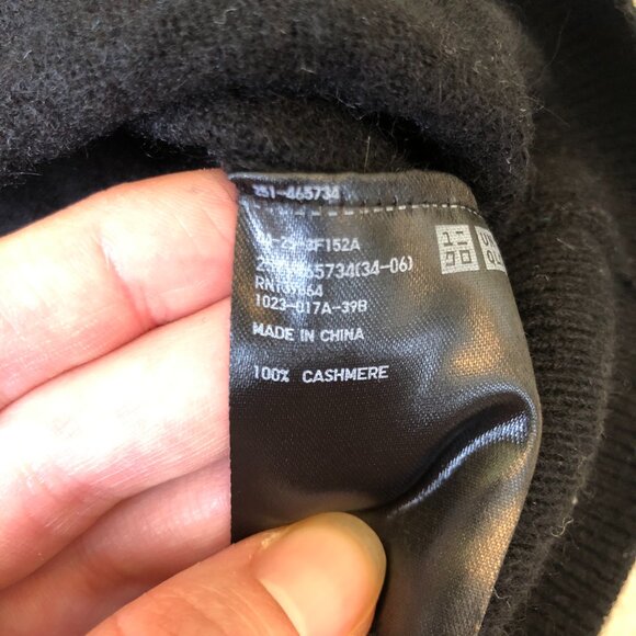 Uniqlo 100% Cashmere Crew Neck Sweater - Picture 3 of 7